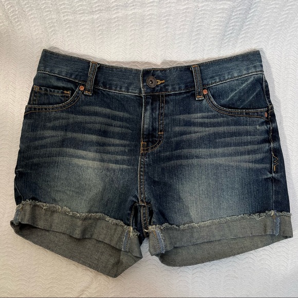 mossimo supply / distressed blue jean shorts - Picture 1 of 6